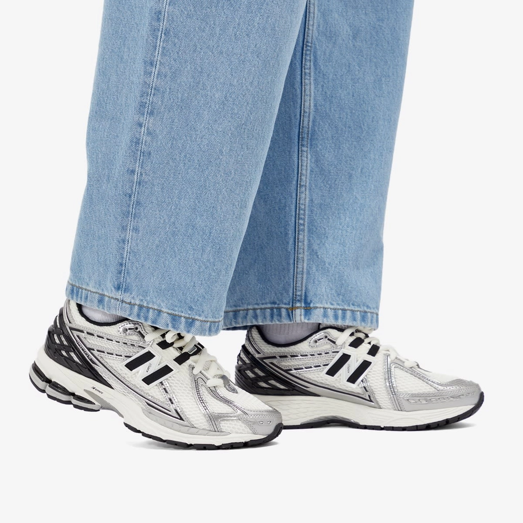 New Balance M1906RER Silver Metallic